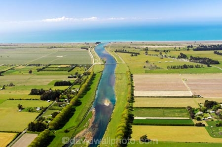 aerial;aerials;agricultural;agriculture;cloudy-bay;coast;coastal;coastline;coastlines;coasts;country;countryside;crop;crops;farm;farming;farmland;farms;field;fields;horticulture;Marlborough;meadow;meadows;n.z.;new-zealand;nz;ocean;paddock;paddocks;pasture;pastures;river;rivers;rural;sea;shore;shoreline;shorelines;shores;south-island;Wairau-Diversion;wairau-river;water