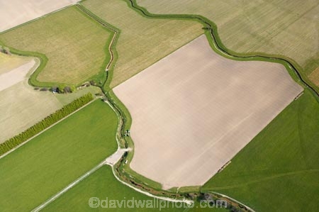 aerial;aerials;agricultural;agriculture;blenheim;brook;brooks;country;countryside;creek;creeks;crop;crops;cultivate;cultivation;farm;farming;farmland;farms;field;fields;flow;geometric;geometric-shapes;grape;grapes;grapevine;graphic;horticulture;marlborough;meadow;meadows;n.z.;New-Zealand;nz;paddock;paddocks;pasture;pastures;row;rows;rural;shape;shapes;South-Island;stream;streams;vine;vines;vineyard;vineyards;vintage;water;wet;wine;wineries;winery;wines