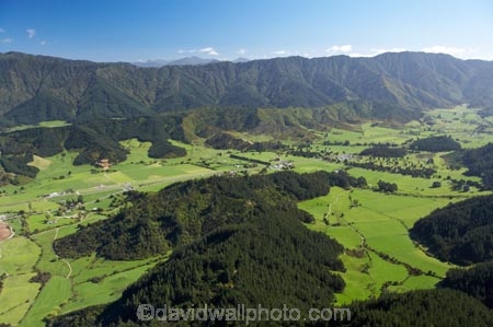 aerial;aerials;agricultural;agriculture;blenheim-_-picton-road;country;countryside;crop;crops;exotic-forest;exotic-forestry;exotic-forests;farm;farming;farmland;farms;field;fields;forest;forestry;forests;horticulture;korimiko;marlborough;meadow;meadows;mount-pleasant;mt-pleasant;mt.-pleasant;n.z.;New-Zealand;nz;paddock;paddocks;pasture;pastures;pine-tree;pine-trees;rural;South-Island;timber;tree;trees;trunk;trunks;wood;woods