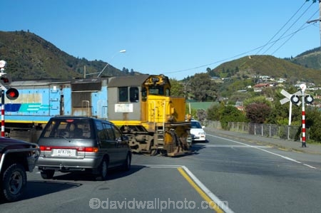 alarms;danger;freight;freight-train;level-corssings;level-crossing;level-crossings;lights-and-bells;Marlborough;New-Zealand;Picton;rail;rails;railway;railway-crossing;railway-crossings;railways;south-island;track;tracks;Train;trains;transport;transportation;warning-lights