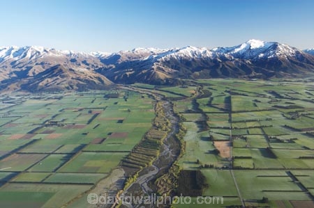 aerial;aerials;agricultural;agriculture;alp;alpine;alps;altitude;canterbury;Canterbury-Plains;cold;country;countryside;crop;crops;farm;farming;farmland;farms;field;fields;freeze;frost;frostry;frosts;high-altitude;horticulture;main-divide;meadow;meadows;Methven;mount;mountain;mountain-peak;mountainous;mountains;mountainside;mt;mt.;New-Zealand;paddock;paddocks;pasture;pastures;peak;peaks;peneplain;plain;plains;range;ranges;rural;shelter-belt;shelter-belts;shelter_belt;shelter_belts;shelterbelt;shelterbelts;snow;snow-capped;snow_capped;snowcapped;snowy;South-Island;Southern-Alps;sub_zero;summit;summits;wind-break;wind-breaks;wind_break;wind_breaks;windbreak;windbreaks