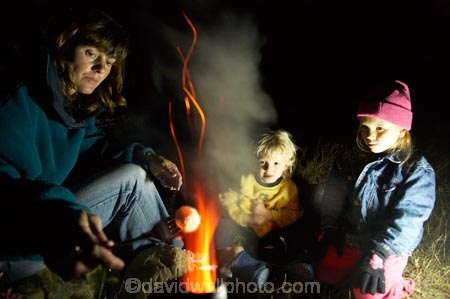 boil;boiler;boilers;boiling;boy;boys;brother;brothers;burner;burners;camping;child;children;cooker;cookers;copper-thermette;families;family;fire;fires;flame;flames;girl;girls;heat;hot;hot-water;kettle;kettles;Lake-Ohau;little-boy;little-boys;little-girl;little-girls;Mackenzie-Country;Mackenzie-District;marshmellow;marshmellows;Mckenzie-Country;Mckenzie-District;mom;moms;mother;mothers;mum;mums;N.Z.;New-Zealand;night;NZ;picnic;picnics;S.I.;SI;sibling;siblings;sister;sisters;South-Canterbury;South-Island;thermette;thermettes;Toasting-Mashmellows;water-heater