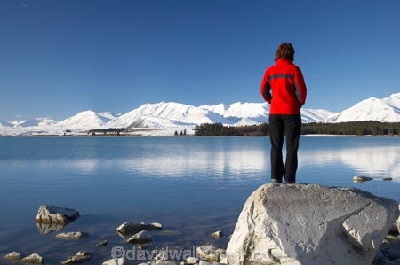 altitude;calm;Canterbury;cold;female;freeze;freezing;high-altitude;Lake-Tekapo;Mackenzie-Country;mount;mountain;mountain-peak;mountainous;mountains;mountainside;mt;mt.;N.Z.;New-Zealand;NZ;peak;peaks;people;person;placid;quiet;range;ranges;reflection;reflections;rock;rocks;S.I.;season;seasonal;seasons;serene;shore;shoreline;shorelines;SI;smooth;snow;snow-capped;snow_capped;snowcapped;snowy;South-Canterbury;South-Is;South-Island;still;summit;summits;Tekapo;tranquil;Two-Thumb-Range;water;white;winter;wintery;woman;women