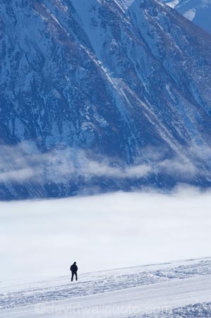 alone;alp;alpine;alpine-resort;alpine-resorts;alpne;alps;altitude;Canterbury;cloud;clouds;cloudy;cold;fog;foggy;fogs;freeze;freezing;Hall-Range;high-altitude;hike;hiker;hikers;hiking;lone;lonely;Mackenzie-Country;mist;mists;misty;mount;mountain;mountain-peak;mountainous;mountains;mountainside;mt;mt.;N.Z.;New-Zealand;NZ;peak;peaks;people;person;range;ranges;Round-Hill-Ski-Area;Round-Hill-Ski-Field;Roundhill-Ski-Area;Roundhill-Ski-Field;S.I.;season;seasonal;seasons;SI;ski;ski-field;ski-fields;ski-resort;ski-resorts;skifield;skifields;skiing;slope;slopes;snow;snow-capped;snow_capped;snowcapped;snowy;solitary;solo;South-Canterbury;South-Is;South-Island;southern-alps;summit;summits;Tekapo-Ski-Area;Tekapo-Ski-Field;trek;treker;trekers;treking;trekker;trekkers;trekking;Two-Thumb-Range;walk;walker;walkers;walking;white;winter;winter-resort;winter-resorts;winter-sport;winter-sports;wintery