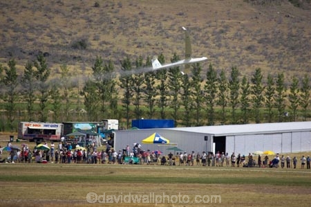 aerial;aerial-photo;aerial-photography;aerial-photos;aerials;air-to-air;aviate;aviation;aviator;aviators;crowd;Discus-2a;flies;fly;flying;glide;glider;gliders;glides;gliding;hanger;hangers;N.Z.;New-Zealand;New-Zealand-Gliding-Grand-Prix;North-Otago;NZ;NZ-Gliding-Grand-Prix-2006;Olivier-Darroze;Omarama;race;races;racing;S.I.;sail-plane;sail-planes;sail-planing;sail_plane;sail_planes;sail_planing;sailplane;Sailplane-Grand-Prix;sailplanes;sailplaning;SI;soar;soaring;South-Island;spectators;Waitaki-District;wing;wings