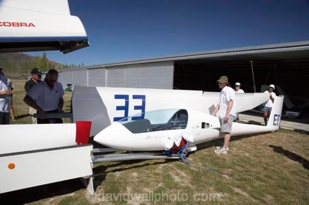 _O8L7640;assemble;assembly;aviate;aviation;aviator;aviators;disassemble;disassembly;dismantle;erect;flies;fly;flying;fuselage;glide;glider;glider-trailer;glider-trailers;gliders;glides;gliding;how-to-put-glider-together;kitset;kitsets;n.z.;new-zealand;New-Zealand-Gliding-Grand-Prix;north-otago;nz;omarama;Otago;put-together;S.I.;sail-plane;sail-planes;sail-planing;sailplane;sail_plane;sailplanes;sail_planes;sailplaning;sail_planing;set-up;SI;south-island;take-apart;trailer;trailers;Waitaki-District;waitaki-valley;wing;wings