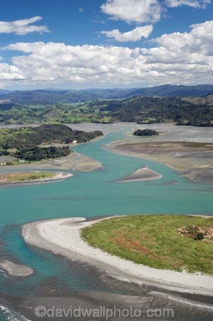 aerial;aerial-photo;aerial-photograph;aerial-photographs;aerial-photography;aerial-photos;aerial-view;aerial-views;aerials;Bay-of-Plenty;beach;beaches;coast;coastal;coastline;coastlines;coasts;estuaries;estuary;foreshore;inlet;inlets;lagoon;lagoons;N.I.;N.Z.;New-Zealand;NI;North-Is;North-Island;NZ;ocean;Ohiwa-Harbor;Ohiwa-Harbour;Ohope;Ohope-Beach;Ohope-Peninsula;sea;shore;shoreline;shorelines;shores;tidal;tide;water