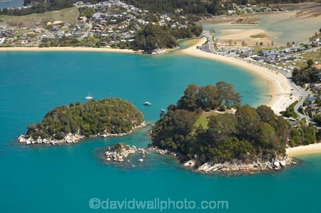 aerial;aerial-photo;aerial-photograph;aerial-photographs;aerial-photography;aerial-photos;aerial-view;aerial-views;aerials;beach;beaches;coast;coastal;coastline;coastlines;coasts;island;islands;Kaiteriteri;Kaka-Is;Kaka-Is.;Kaka-Island;N.Z.;Nelson-Region;New-Zealand;NZ;ocean;oceans;S.I.;sea;seas;shore;shoreline;shorelines;shores;SI;South-Is.;South-Island;Tasman-Bay;water;wave;waves