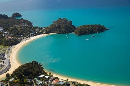 aerial;aerial-photo;aerial-photograph;aerial-photographs;aerial-photography;aerial-photos;aerial-view;aerial-views;aerials;beach;beaches;coast;coastal;coastline;coastlines;coasts;Kaiteriteri;Kaka-Is;Kaka-Is.;Kaka-Island;N.Z.;Nelson-Region;New-Zealand;NZ;ocean;oceans;S.I.;sand;sandy;sea;seas;shore;shoreline;shorelines;shores;SI;South-Is.;South-Island;Tasman-Bay;water;wave;waves