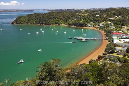 aerial;aerials;bay;bay-of-islands;bays;beach;beaches;boat;boats;coast;coastal;coastline;island;new-zealand;north-is.;north-island;north-islands;northland;ocean;russell;sand;sea;settlement;shore;shoreline;town;township;water