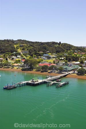 aerial;aerials;bay;bay-of-islands;bays;beach;beaches;boat;boats;coast;coastal;coastline;island;jetties;jetty;new-zealand;north-is.;north-island;north-islands;northland;ocean;pier;piers;russell;sand;sea;settlement;shore;shoreline;town;township;water;waterside;wharf;wharfes;wharves