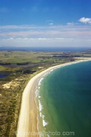 aerial;aerials;bay;bays;beach;beaches;beautiful;coast;coastal;coastline;holiday;holidaying;holidays;Karikari-Peninsula;new-zealand;north-is.;north-island;northland;ocean;paradise;sand;scenic;sea;shore;shoreline;Tokerau-Beach;tourism;tourist;tourists;water;waterside