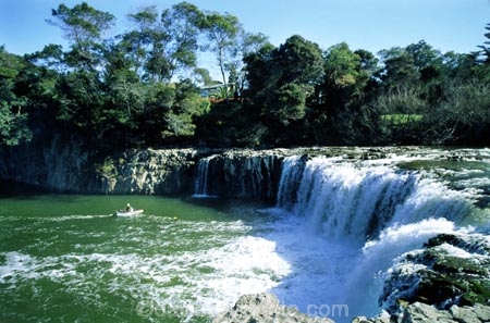 cascade;cascades;color;colors;colour;colours;green;light;moss;natural;nature;rivers;scene;scenic;sunlight;water;water-fall;water-falls;waterfall;waterfalls;wet