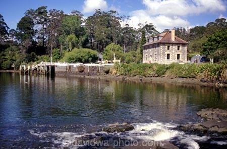 bank;brick;historic;historical;old;place;places;river;river-bank;riverbank;stone;stream;water