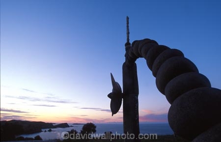 dive;diving;greenpeace;maori-pa;memorial;pa;rainbow;warrior;wreck