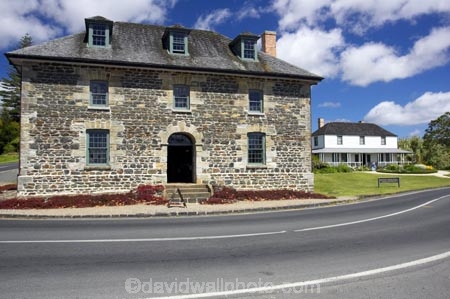 bank;bay-of-islands;brick;Historic;historical;history;kerikeir-inlet;Kerikeri;kerikeri-basin;new-zealand;north-is.;north-island;Northland;old;place;places;river;river-bank;riverbank;stone;stone-Store;stream;water