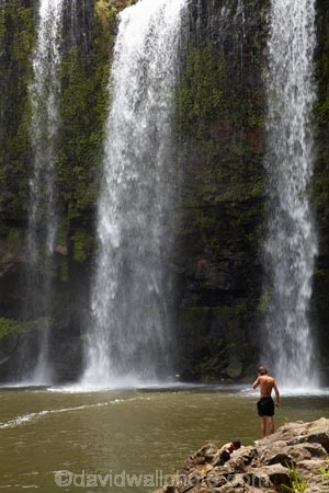 boy;boys;cascade;cascades;child;children;creek;creeks;falls;Hatea-River;N.I.;N.Z.;natural;nature;New-Zealand;NI;North-Is;North-Is.;North-Island;Northland;NZ;people;person;playing;scene;scenic;stream;streams;Tikipunga;tourism;tourist;tourists;water;water-fall;water-falls;waterfall;waterfalls;wet;Whangarei;Whangarei-Falls;Whangarei-Waterfall