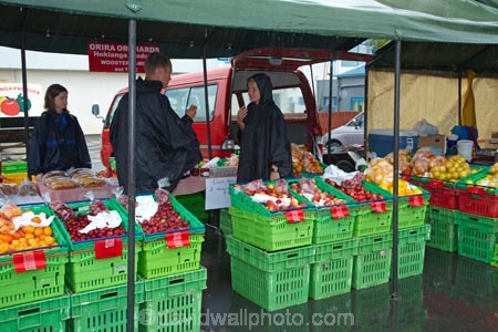 Farmers-market;Farmers-markets;fruit;fruit-stall;fruit-stalls;Kerikeri;market;markets;N.I.;N.Z.;New-Zealand;NI;North-Is;North-Is.;North-Island;Northland;NZ;produce;rain;rainy