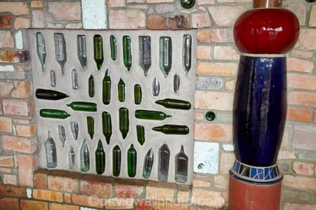 ammenities;art;artistic;bathroom;bathrooms;Bay-of-Is;Bay-of-Islands;bottle-wall;Frederick-Hundertwasser;Hundertwasser;Hundertwasser-Toilets;Hundertwassers-Toilets;Kawakawa;Kawakawa-toilets;lavatories;lavatory;N.I.;N.Z.;new-zealand;NI;North-Is;North-Is.;North-Island;Northland;NZ;public-toilet;public-toilets;restroom;restrooms;toilet;toilets
