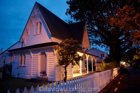 1870;Bay-of-Is;Bay-of-Islands;building;buildings;dusk;evening;former-customhouse;heritage;historic;historic-building;historic-buildings;Historic-Police-Station;historical;historical-building;historical-buildings;history;Kororareka;N.I.;N.Z.;New-Zealand;NI;night;night-time;North-Is;North-Is.;North-Island;Northland;NZ;old;police-station;police-stations;Russell;tradition;traditional;twilight