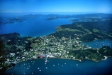 aerials;bay;bays;beach;beaches;boat;boats;coast;island;ocean;sand;sea;settlement;town;township;water