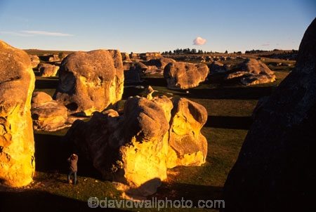 amphitheatre;formations;formed;geological;grassy;light;limestone;natural;process;rock;shape;shaped;sunlight;unusual;weathering