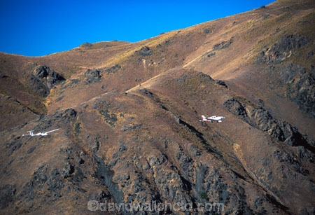 aeroplane;aeroplanes;aircraft;aircrafts;airplane;airplanes;assist;assisted;aviation;cessna;flight;flights;fly;flying;glider;light-aircraft;pilot;pilots;plane;planes;sky;towing
