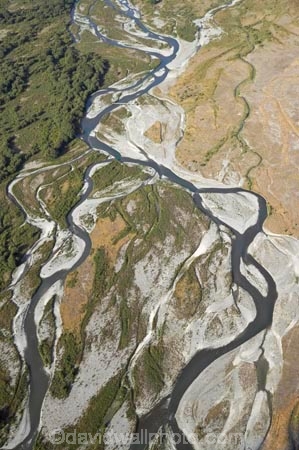 s-bend;aerial;aerial-photo;aerial-photography;aerial-photos;aerials;Ahuriri-River;bend;bends;bendy;braided-river;braided-rivers;creek;creeks;meander;meandering;meandering-river;meandering-rivers;N.Z.;New-Zealand;North-Otago;NZ;Omarama;Otago;river;rivers;s-bend;South-Island;stream;streams;turn;turns;twist;twists;twisty;Waitaki-District;winding