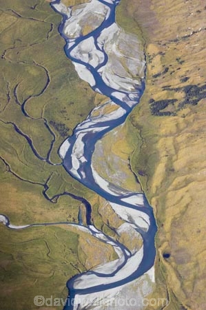 s-bend;aerial;aerial-photo;aerial-photography;aerial-photos;aerials;Ahuriri-River;Ahuriri-Valley;bend;bends;bendy;braided-river;braided-rivers;creek;creeks;meander;meandering;meandering-river;meandering-rivers;N.Z.;New-Zealand;NZ;river;rivers;s-bend;South-Island;stream;streams;turn;turns;twist;twists;twisty;valley;valleys;winding