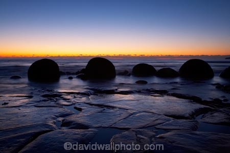 beach;beaches;boulder;break-of-day;calm;coast;coastal;coastline;coastlines;coasts;concretion;dawn;dawning;daybreak;first-light;formation;geological;geology;marble;marbles;Moeraki;Moeraki-Boulder;Moeraki-Boulders;morning;N.Z.;New-Zealand;North-Otago;NZ;ocean;Otago;placid;quiet;reflection;reflections;rock;rocks;round;S.I.;sand;sea;sedementary;serene;shore;shoreline;shorelines;shores;SI;smooth;South-Island;sphere;still;sunrise;sunrises;sunup;tranquil;twilight;Waikati-District;Waitaki-District;water