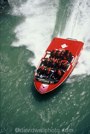 boats;jetboat;speed;river;rivers;fast;splash;tourism;tourists;passengers;passenger;adventure;tourism;action;fast;speed;quick