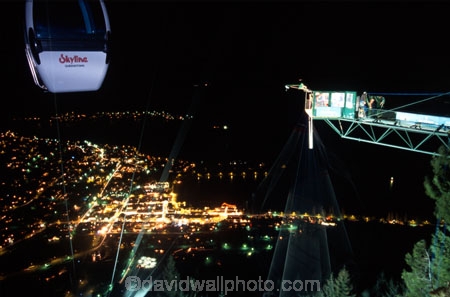 rubber;adrenaline;adventure;exciting;jump;bungee;jump;jumping;leap;leaping;elastic;excitement;action;night;citylights;city-lights;evening;nighttime;night-time;dark;spotlight;rope;cord;bungee