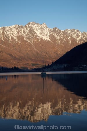 alp;alpine;alps;altitude;calm;Frankton-Arm;high-altitude;lake;Lake-Wakatipu;lakes;mount;mountain;mountain-peak;mountainous;mountains;mountainside;mt;mt.;N.Z.;New-Zealand;NZ;Otago;peak;peaks;placid;Queenstown;quiet;range;ranges;reflected;reflection;reflections;Remarkables;S.I.;season;seasonal;seasons;serene;SI;smooth;snow;snow-capped;snow_capped;snowcapped;snowy;South-Is.;South-Island;southern-alps;Southern-Lakes;Southern-Lakes-District;Southern-Lakes-Region;still;summit;summits;The-Remarkables;tranquil;water;winter