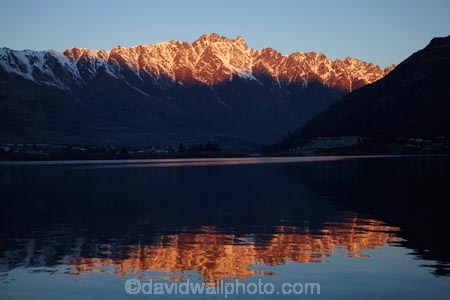 alp;alpine;alps;altitude;calm;Frankton-Arm;high-altitude;lake;Lake-Wakatipu;lakes;mount;mountain;mountain-peak;mountainous;mountains;mountainside;mt;mt.;N.Z.;New-Zealand;NZ;Otago;peak;peaks;placid;Queenstown;quiet;range;ranges;reflected;reflection;reflections;Remarkables;S.I.;season;seasonal;seasons;serene;SI;smooth;snow;snow-capped;snow_capped;snowcapped;snowy;South-Is.;South-Island;southern-alps;Southern-Lakes;Southern-Lakes-District;Southern-Lakes-Region;still;summit;summits;The-Remarkables;tranquil;water;winter