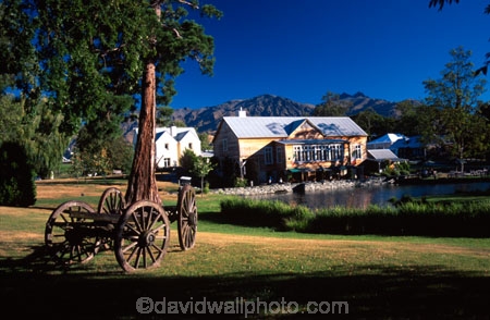 Arrowtown;Central-Otago;Millbrook-Resort;Millbrook;resort;old_fashioned;wheels;carriage;lake;pond;grass;grassy;green;mountain;mountains;tree;trees
