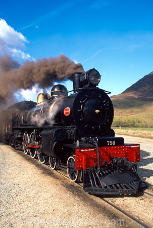 train;steam;trains;historic;historical;rail;carriage;smoke;old;cow-catcher;wheels;tourism;tourist;tourists;excursion;boiler;coal;railway;track;tracks