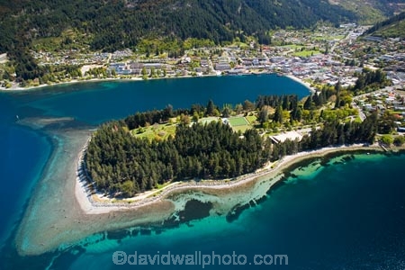 aerial;aerial-photo;aerial-photography;aerial-photos;aerial-view;aerial-views;aerials;holiday;holidaying;holidays;lake;Lake-Wakatipu;lakes;N.Z.;New-Zealand;NZ;Otago;Queenstown;Queenstown-Bay;Queenstown-Gardens;Queenstown-Peninsula;S.I.;SI;South-Is.;South-Island;Southern-Lakes;Southern-Lakes-District;Southern-Lakes-Region;tourism;tourist;travel;traveling;travelling;vacation;vacationing;vacations;water