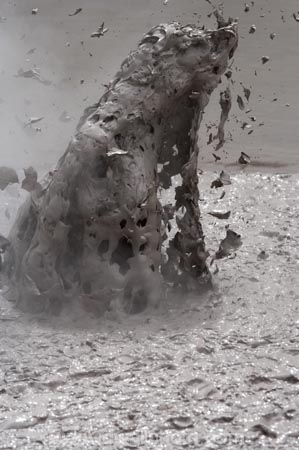 activity;bay-of-plenty;boiling-mud;bubble;bubbles;bubbling;bubbling-mud;danger;dangerous;explode;exploding;exploding-mud;force;geothermal;hot;muddy;N.I.;N.Z.;natural;nature;New-Zealand;NI;North-Is;north-is.;north-island;NZ;rotorua;splatter;steam;thermal;thermal-activity;thermal-area;vent;volcanic
