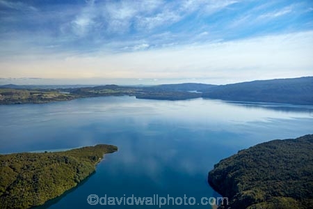 aerial;aerial-image;aerial-images;aerial-photo;aerial-photograph;aerial-photographs;aerial-photography;aerial-photos;aerial-view;aerial-views;aerials;Bay-of-Plenty-Region;bush;forest;forests;lake;Lake-Tarawera;lakes;N.I.;N.Z.;native-bush;native-forest;native-forests;native-tree;native-trees;native-woods;natural;nature;New-Zealand;NI;North-Is;North-Island;Nth-Is;NZ;reflection;reflections;Rotorua;Te-Puna-Bay;tree;trees;wood;woods