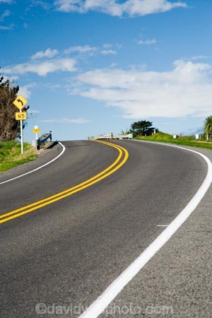 65-kmh;65-kmh;bend;bends;centre-line;centre-lines;centre_line;centre_lines;centreline;centrelines;corner;corners;driving;highway;highways;N.I.;N.Z.;New-Zealand;NI;North-Island;NZ;open-road;open-roads;road;road-trip;roads;State-Highway-45;Taranaki;transport;transportation;travel;traveling;travelling;trip