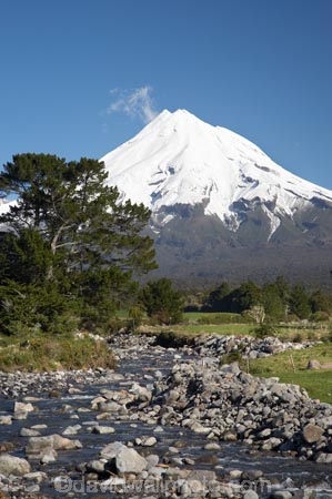 brook;brooks;creek;creeks;Egmont-N.P.;Egmont-National-Park;Egmont-NP;flow;Mount-Egmont;Mount-Taranaki;Mount-Taranaki-Egmont;Mountain;mountainous;mountains;mt;Mt-Egmont;Mt-Taranaki;Mt-Taranaki-Egmont;mt.;Mt.-Egmont;Mt.-Taranaki;Mt.-Taranaki-Egmont;N.I.;N.Z.;New-Zealand;NI;North-Is;North-Is.;North-Island;NZ;river;rivers;season;seasonal;seasons;snow;stream;streams;Taranaki;volcanic;volcano;volcanoes;Waiwhakaiho-River;Waiwhakaiho-Stream;water;wet;winter
