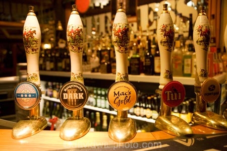 after-dark;ale-house;ale-houses;architecture;bar;bars;beer;building;buildings;cafe;cafes;colonial;cuisine;db;dine;diners;dining;eat;eating;evening;food;free-house;free-houses;heritage;Historic;historic-building;historic-buildings;Historic-Rutland-Arms-Free-House;historical;historical-building;historical-buildings;history;hotel;hotels;Macs-Gold;N.I.;N.Z.;New-Zealand;NI;night;North-Island;NZ;old;place;places;pub;public-house;public-houses;pubs;restaurant;restaurants;Ridgeway-St;Ridgeway-Street;Rutland-Arms;Rutland-Arms-Free-House;saloon;saloons;speights;spirits;tavern;taverns;tradition;traditional;Tui;Wanganui;Wanganui-Region;wine;wood;wooden