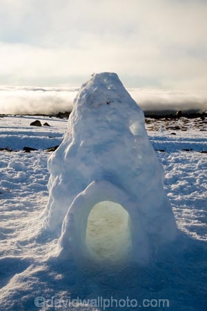 alpine;central-plateau;cold;freeze;freezing;ice-house;igloo;igloos;Mount-Ruapehu;Mountain;mountainous;mountains;mt;Mt-Ruapehu;mt.;Mt.-Ruapehu;N.I.;N.Z.;New-Zealand;NI;North-Island;NZ;ruapehu-district;season;seasonal;seasons;snow;snow-house;snowing;snowy;Tongariro-N.P.;Tongariro-National-Park;Tongariro-NP;volcanic;volcanic-plateau;volcano;volcanoes;white;winter;wintery;World-Heritage-Area;World-Heritage-Areas;World-Heritage-Site;World-Heritage-Sites