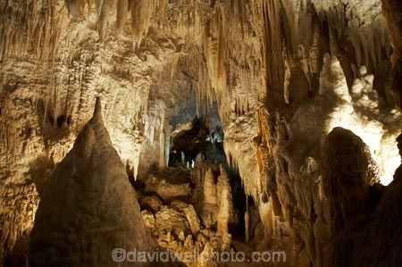 Aranui-Cave;Aranui-Caves;cave;cavern;caverns;caves;caving;geographic;geographical;geography;geological-feature;geological-features;geological-formation;geological-formations;King-Country;limestone-cave;limestone-caves;N.I.;N.Z.;nature;New-Zealand;NI;North-Island;NZ;potholing;spelunk;spelunking;stalactite;stalactites;stalagmite;stalagmites;tourism;travel;under-ground;under_ground;underground;Waikato;Waitomo;Waitomo-Cave;Waitomo-Caves