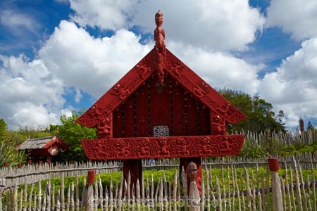 botanic-garden;botanic-gardens;botanical-garden;botanical-gardens;cultural;culture;garden;gardens;Hamilton-Garden;Hamilton-Gardens;indigenous;Maori-Carving;Maori-Carvings;Maori-Culture;Maori-Garden;Maori-Gardens;Maori-Pataka-Storehouse;Maori-Pataka-Storehouses;N.Z.;native;New-Zealand;Nga-Pukeahu-o-Puna;North-Is;North-Island;Nth-Is;NZ;Productive-Collection;Productive-Garden-Collection;public-garden;public-gardens;Te-Parapara-Garden;Te-Parapara-Gardens;tradition;traditional;Waikato;wood-carving;wood-carvings;wooden-carving