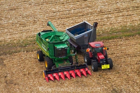 aerial;aerial-image;aerial-images;aerial-photo;aerial-photograph;aerial-photographs;aerial-photography;aerial-photos;aerial-view;aerial-views;aerials;agricultural;agriculture;combine-harvester;combine-harvesters;country;countryside;crop;crops;farm;farming;farmland;farms;field;fields;Hamilton;horticulture;maize;meadow;meadows;N.Z.;New-Zealand;North-Is;North-Island;Nth-Is;NZ;paddock;paddocks;pasture;pastures;Rukuhia;rural;tractor;tractors;Waikato
