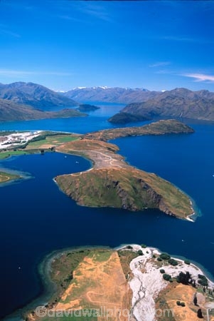mountain;mountains;bay;bays;lake;lakes;island;islands;aerial;aerials