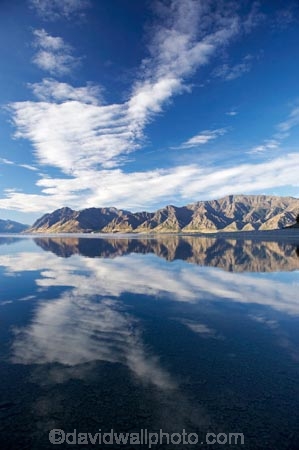 calm;Central-Otago;Hawea;lake;Lake-Hawea;lakes;N.Z.;New-Zealand;NZ;Otago;placid;quiet;reflection;reflections;S.I.;serene;SI;smooth;South-Island;Southern-Lakes;Southern-Lakes-District;Southern-Lakes-Region;still;tranquil;water