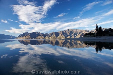 calm;Central-Otago;Hawea;lake;Lake-Hawea;lakes;N.Z.;New-Zealand;NZ;Otago;placid;quiet;reflection;reflections;S.I.;serene;SI;smooth;South-Island;Southern-Lakes;Southern-Lakes-District;Southern-Lakes-Region;still;tranquil;water