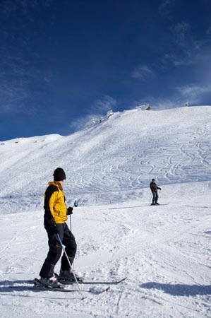 alpine-resort;alpine-resorts;alpne;alps;cold;freeze;freezing;mountain;mountains;N.Z.;New-Zealand;NZ;Otago;resort;S.I.;season;seasonal;seasons;SI;ski;ski-field;ski-fields;ski-resort;ski-resorts;skier;skiers;skifield;skifields;skiing;slope;slopes;snow;snowy;South-Is.;South-Island;Southern-Lakes-District;Southern-Lakes-Region;Treble-Cone-Ski-Area;Treble-Cone-Ski-Field;Wanaka;white;winter;winter-resort;winter-resorts;winter-sport;winter-sports;wintery